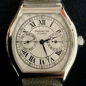 NIB Classic Farasute Day/Date Tonneau S/S Case Watch